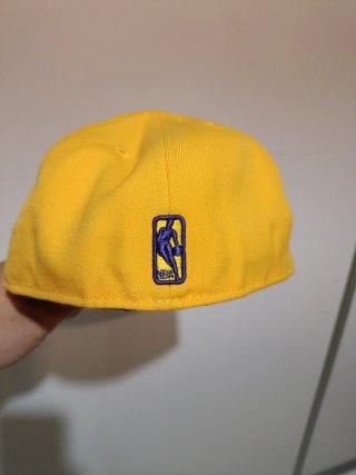 Gorra New Era Lakers Amarilla y Morada y demas