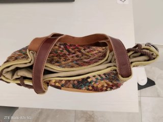 Borsa e portafoglio in vera pelle intrecciata
