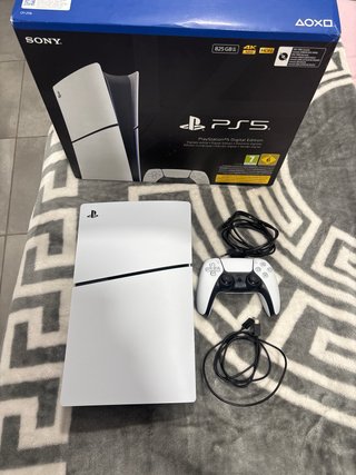 Consola PS5 Slim Digital+Mando comprado 12/08/2026