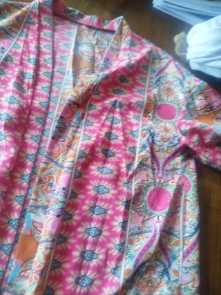 Conjunto estampado rosa y multicolor