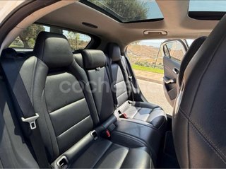 Mercedes-Benz GLA 220d 2016
