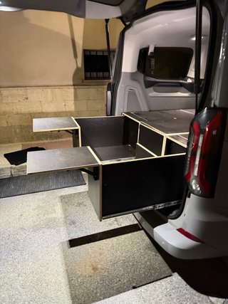 Ford Tourneo Custom 2025
