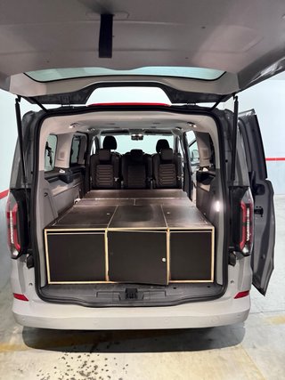 Ford Tourneo Custom 2025