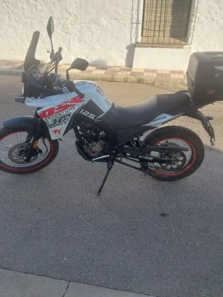 UM DSR Adventure 125 Moto