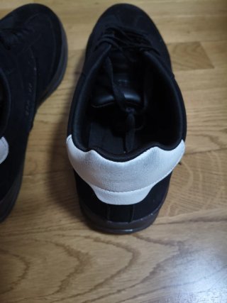 Zapatillas Esfera Negras Talla 42 Nuevas