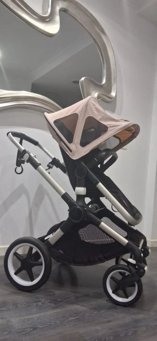 Carro Bugaboo Fox 2 año  2022 490€ con las cajas