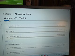 MSI Modern 14 i7 / 16GB RAM / Windows 11 Pro