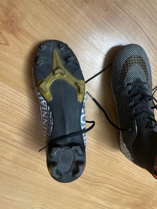 Botas de fútbol Nike falsas talla 36