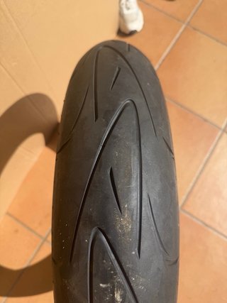 Rueda Bridgestone 120/70/17