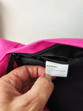 Mochila Escolar Fushia design moderno e prático da