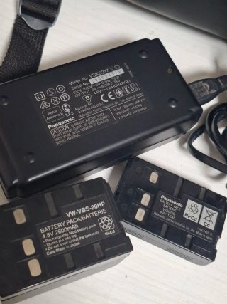 Videocámara Panasonic R33 VHS-C + Bolso