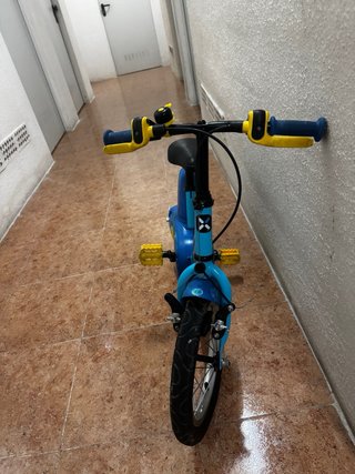Bicicleta infantil BTWIN azul