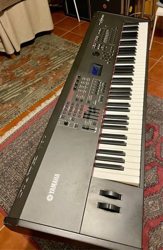 Yamaha S70XS Teclado Sintetizador