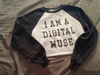 Sudadera Crop Top Digital Muse