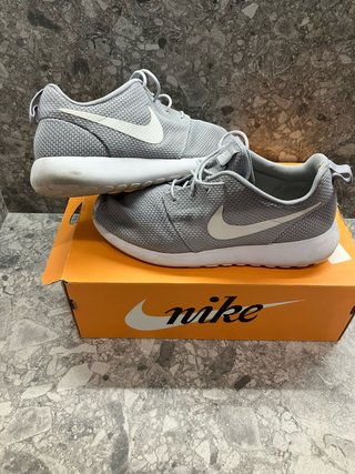 Zapatillas Nike Roshe Grises Talla 43