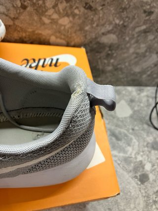 Zapatillas Nike Roshe Grises Talla 43