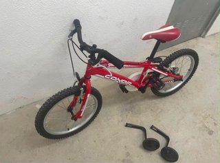 Bicicleta Conor Roket 18” con ruedines
