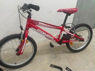 Bicicleta Conor Roket 18” con ruedines