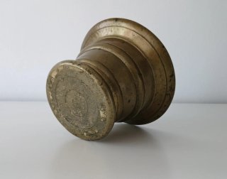 Almirez antiguo de bronce