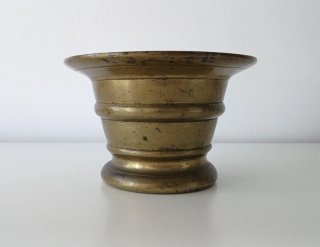 Almirez antiguo de bronce