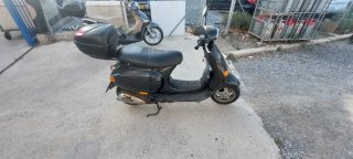 Vespa 125 ET4 Negra