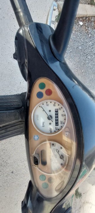 Vespa 125 ET4 Negra
