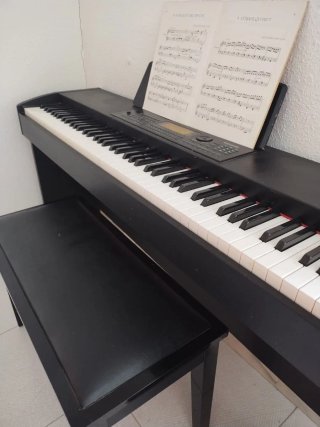 Piano Digital Kobrat con Banqueta Negra