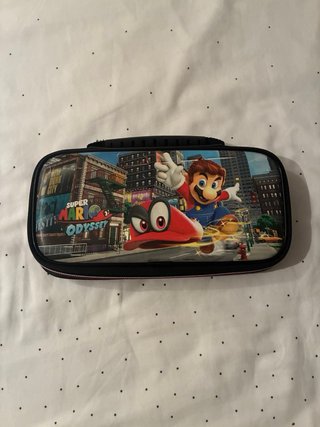 Nintendo Switch Verde y Rojo