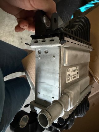 Intercooler Renault Dacia KL177004. -144967867R