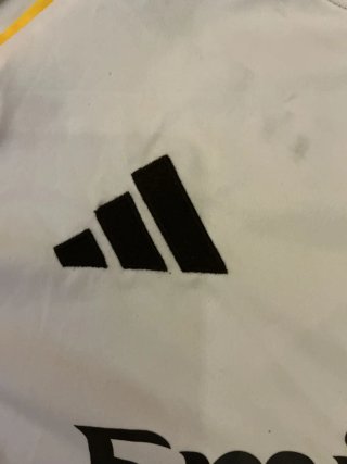 Camiseta de fútbol Real Madrid Adidas blanca