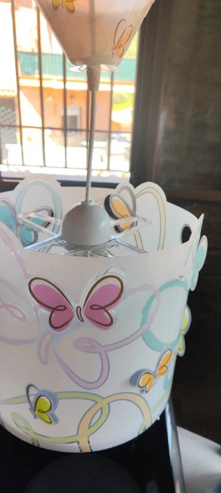 Lámpara infantil a juego mariposas