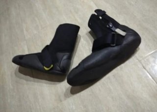 Botas de Neopreno y Calcetines de Buceo