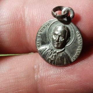 Medalla relicario San Antonio María Claret