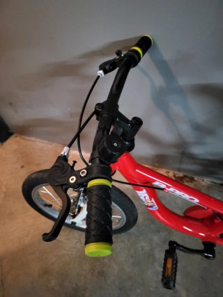 Bicicleta Infantil B-Pro 16 Roja