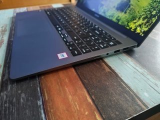 Samsung Galaxy Book5 con Ultra 7