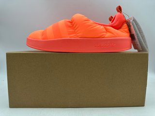 ADIDAS PUFFYLETTE ADVENTURE HQ6504 TALLA 42