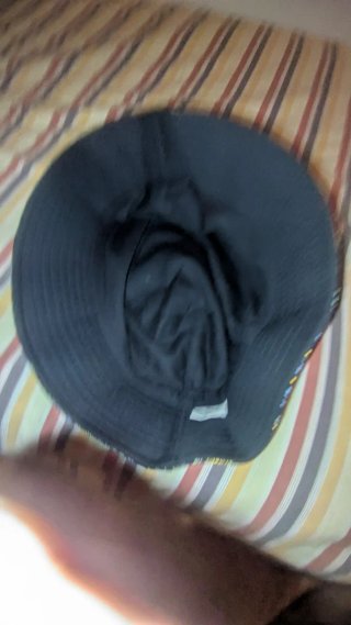 Cappello bucket fantasia tropicale