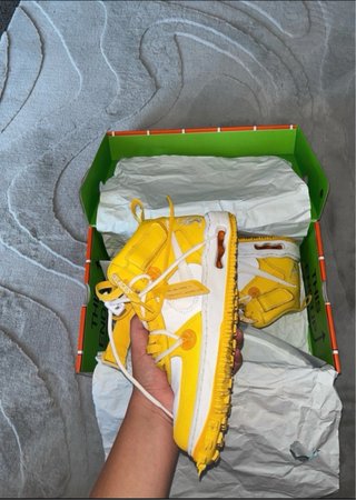 Nike Air Force 1 x Off-White Giallo