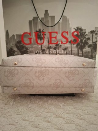 Bolso Guess Beige y Dorado