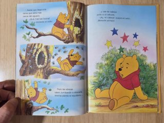 Clásico cuento Disney.Winnie y el árbol de la miel