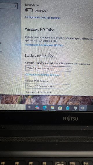 Portátil Fujitsu i7 - 8gb - 220ssd *defectuoso*