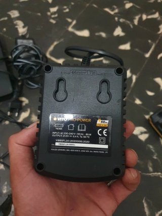 Batería VITO 20V Li-ion 2.0Ah y Cargador