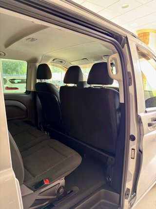Mercedes-Benz Vito Tourer Larga 9 plazas