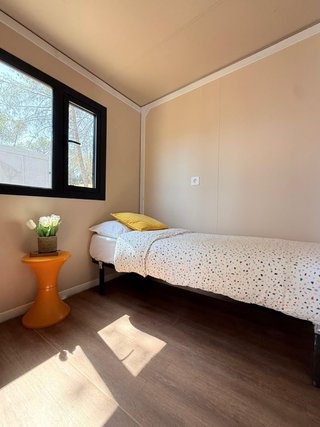 Impresionante casa prefabricada nueva con porche
