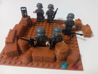 Soldados alemanes tipo Lego