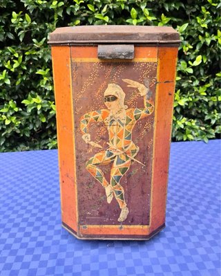 Grande scatola latta Saiwa Maschere anni '30