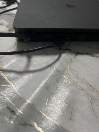 PS4 Slim Negra - Buenas Condiciones