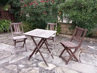 Mesa y 3 Sillas Plegables Exterior Madera