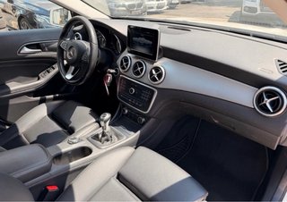 Mercedes-Benz GLA 200CDI 2016