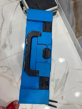 Prensa Hidráulica con Accesorios Cembre